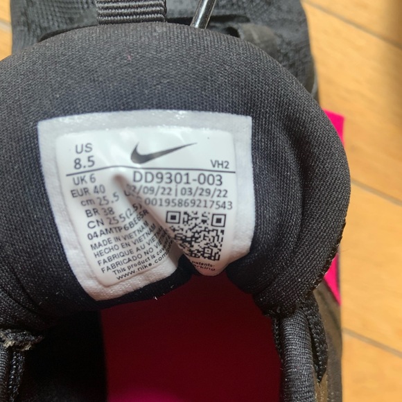 Nike In Season TR 11 - Picture 3 of 6